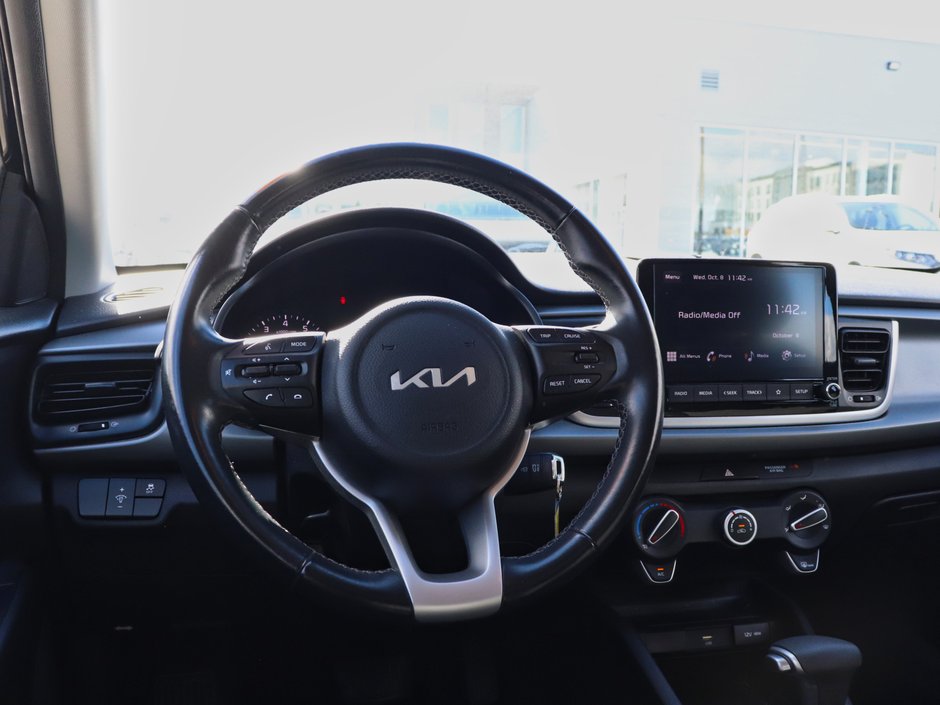 2023 Kia Rio-12