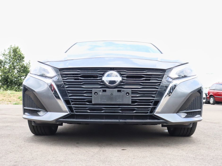 2024 Nissan Altima Platinum-1