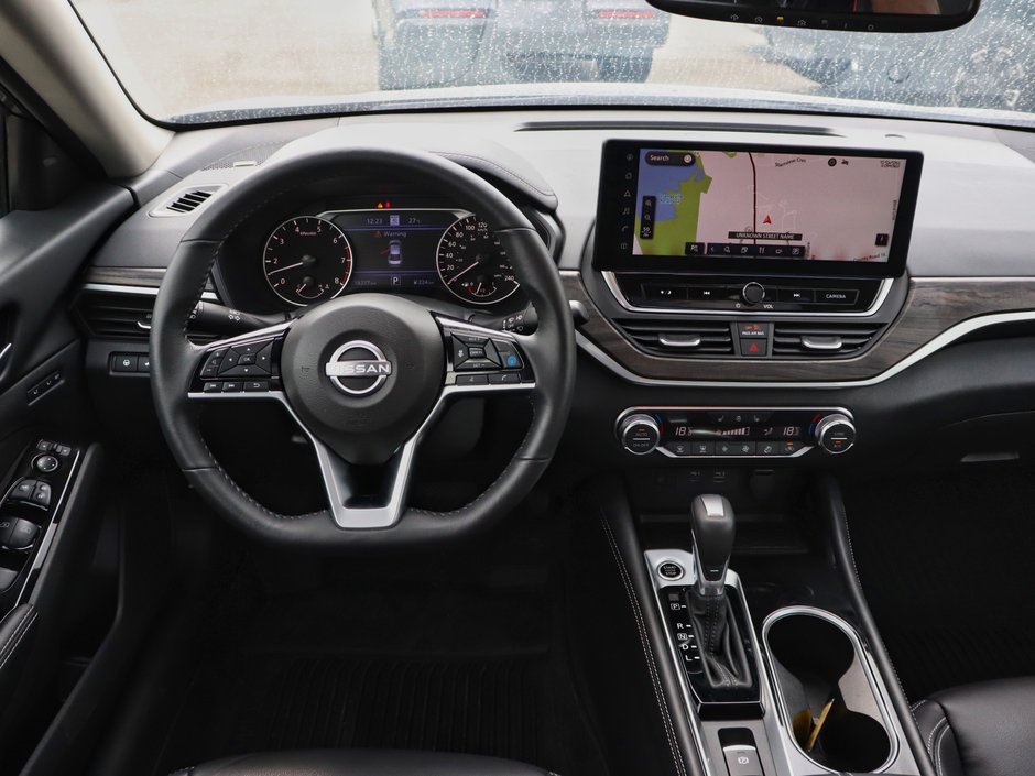 2024 Nissan Altima Platinum-13