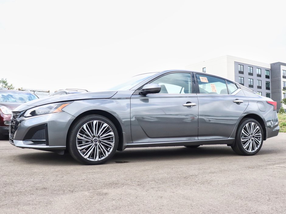 2024 Nissan Altima Platinum-4