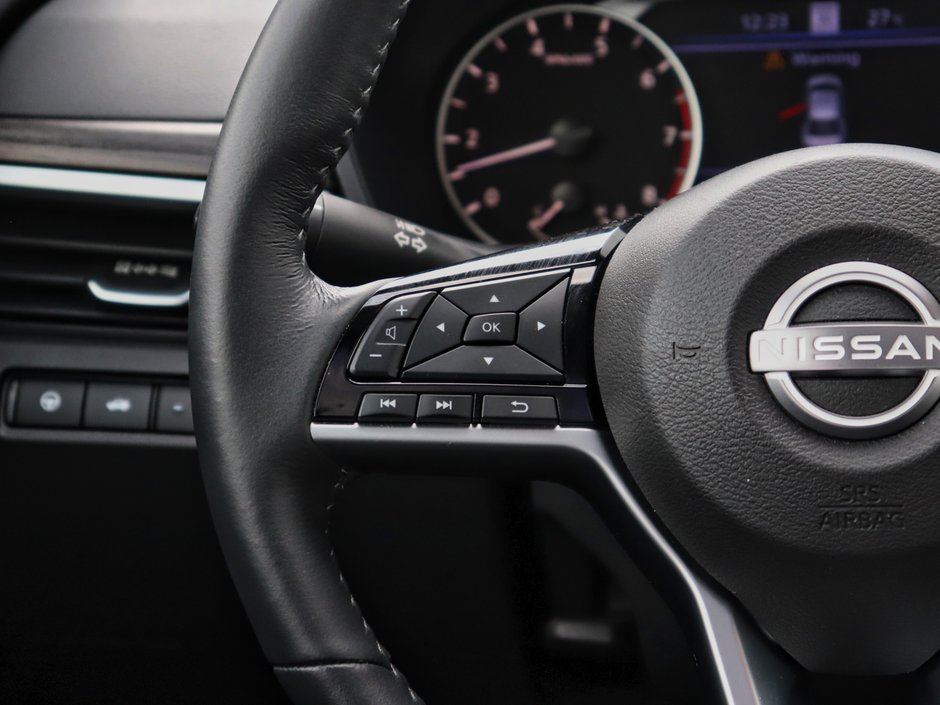 2024 Nissan Altima Platinum-10