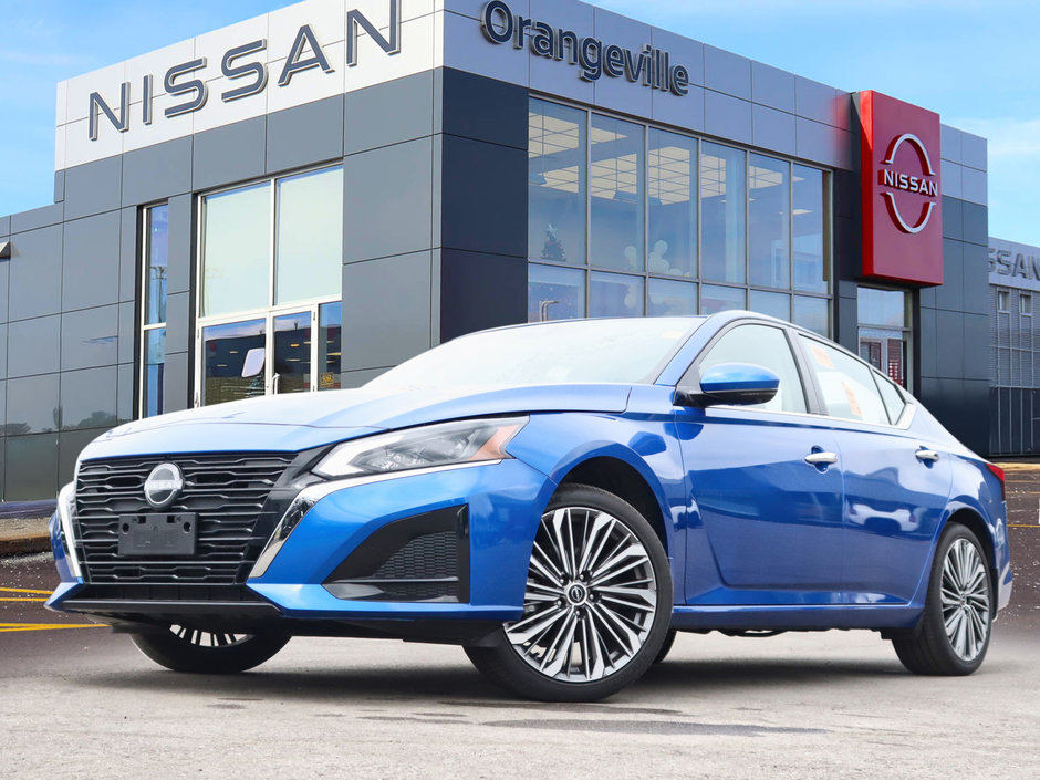 2025 Nissan Altima Platinum-0