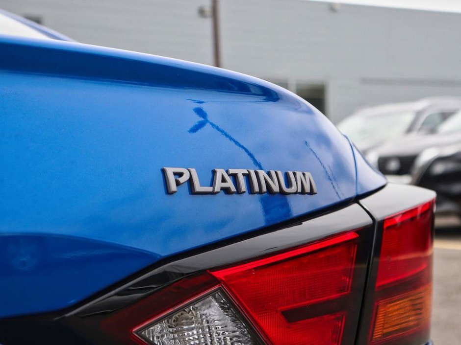 2025 Nissan Altima Platinum-19