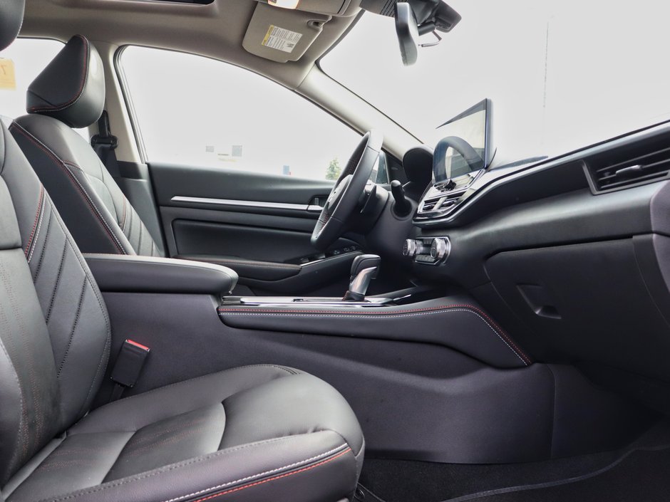 2025 Nissan Altima 2.5 SR-15