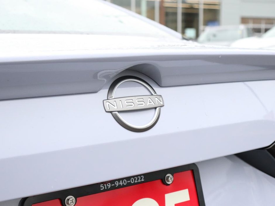 2025 Nissan Altima SR-22