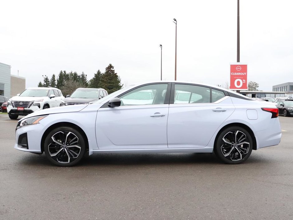 2025 Nissan Altima SR-4