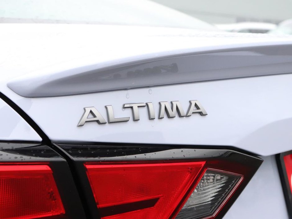 2025 Nissan Altima SR-23