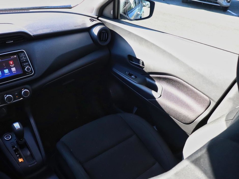 2025 Nissan Kicks Play S-14