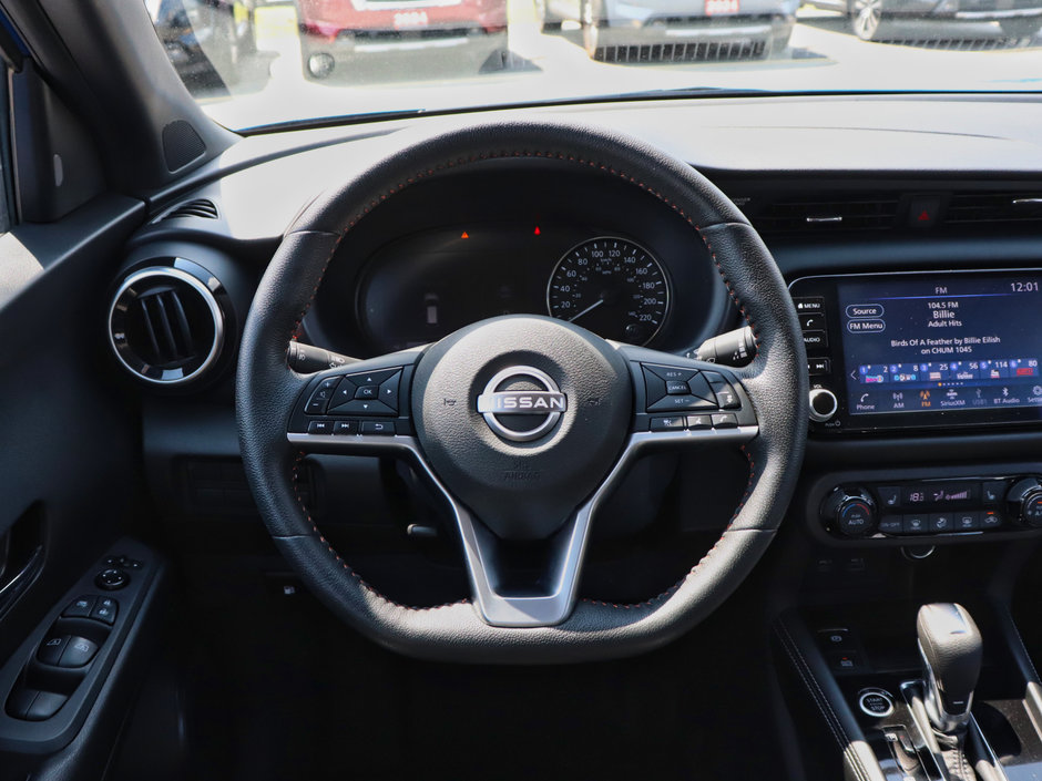 2022 Nissan Kicks SR-9