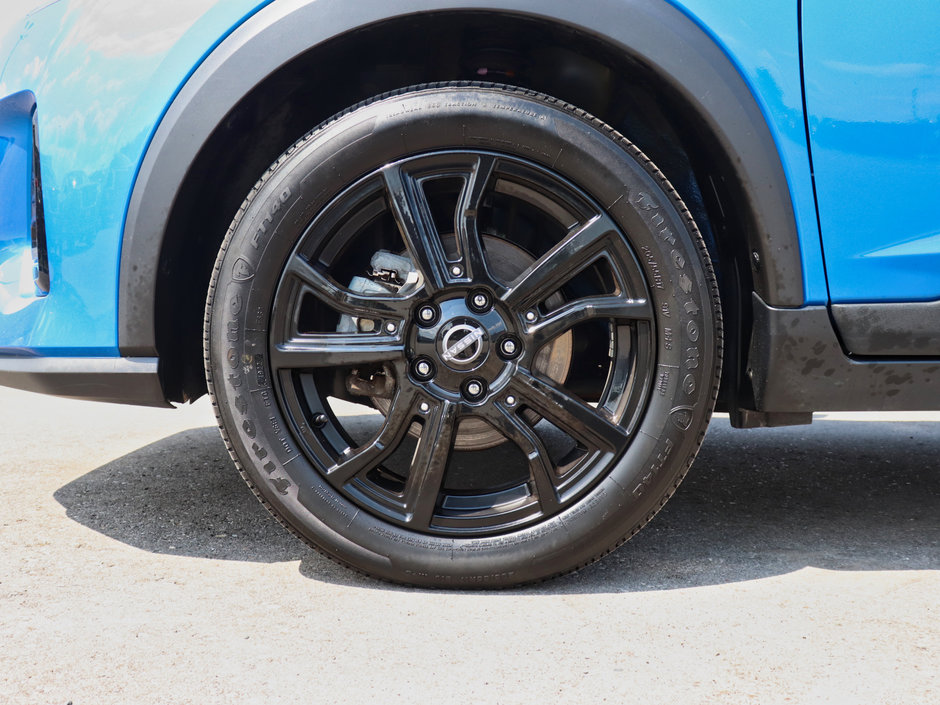 2022 Nissan Kicks SR-5
