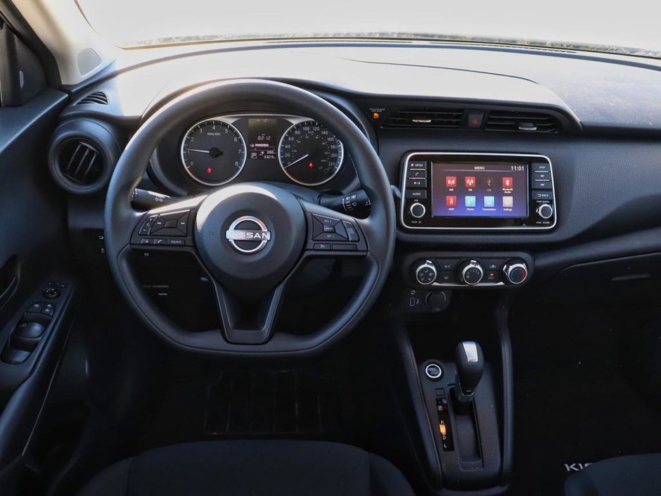 2024 Nissan Kicks S-13