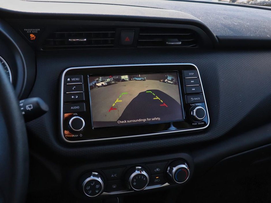 2024 Nissan Kicks S-22