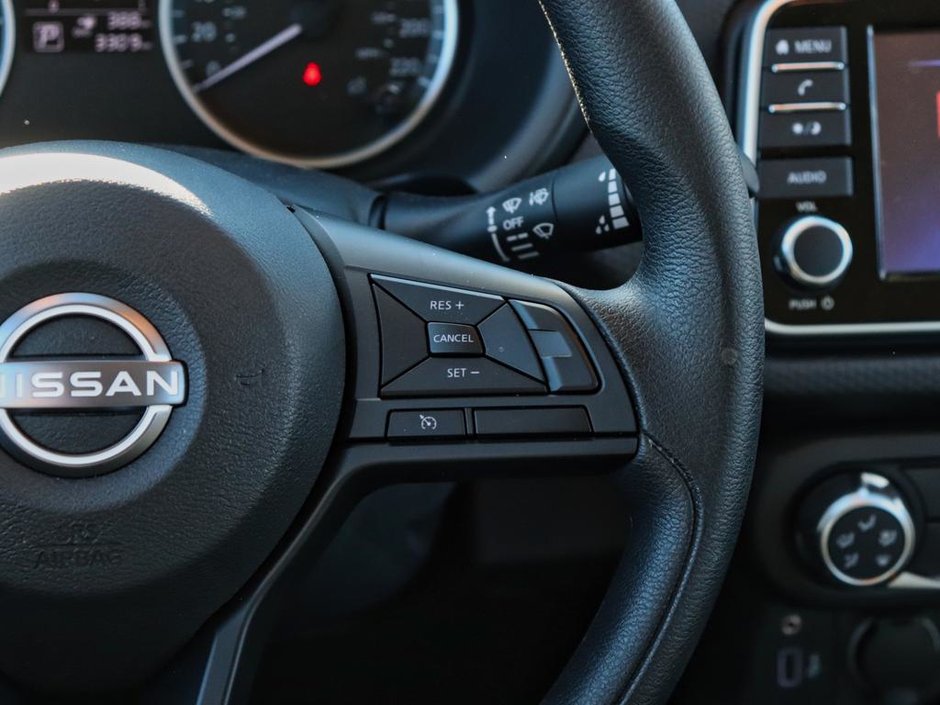 2024 Nissan Kicks S-11