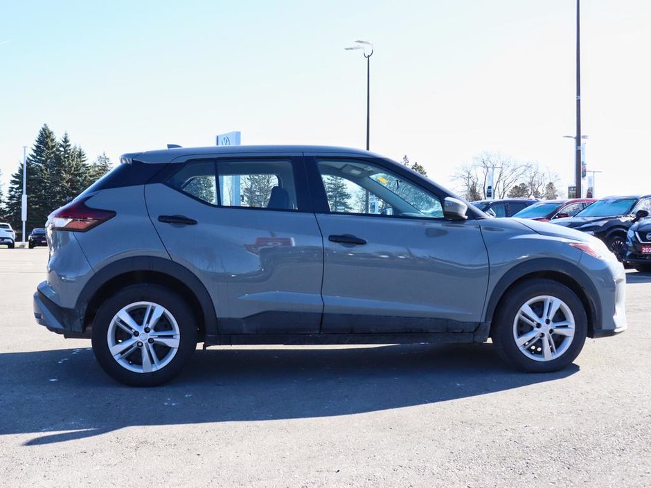 2024 Nissan Kicks S-2