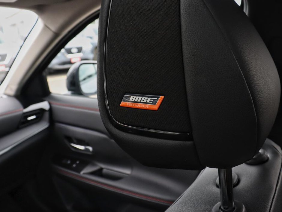 2025 Nissan Kicks SR-14