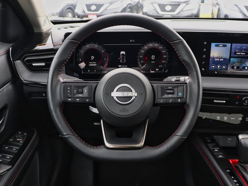 2025 Nissan Kicks SR-8