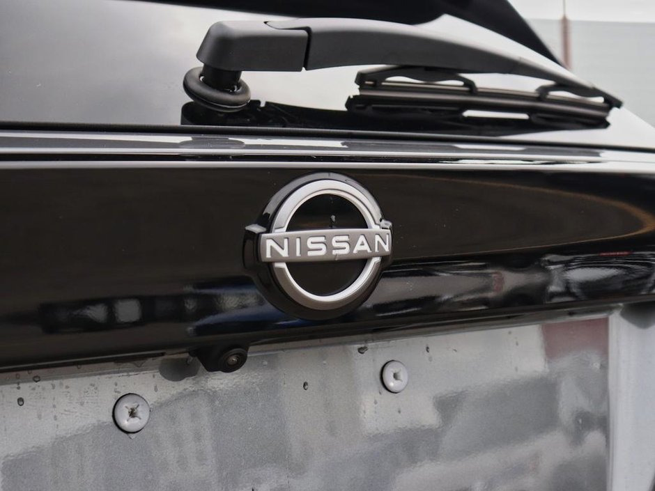 2025 Nissan Kicks SR-20