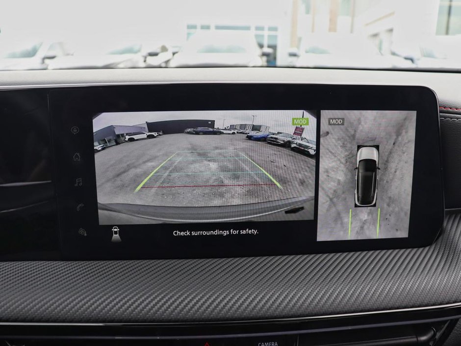 2025 Nissan Kicks SR-25