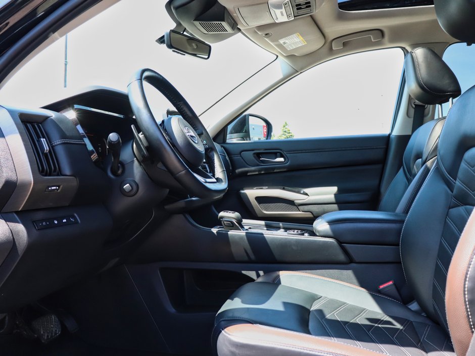 2023 Nissan Pathfinder Platinum-8
