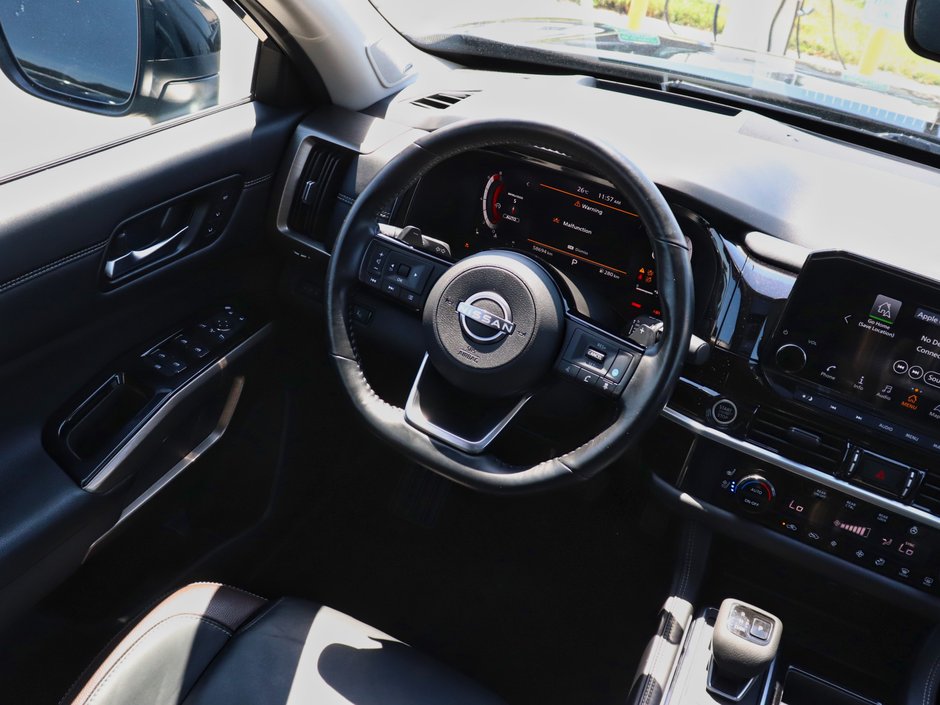 2023 Nissan Pathfinder Platinum-12