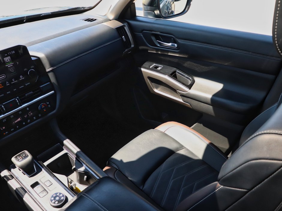 2023 Nissan Pathfinder Platinum-14