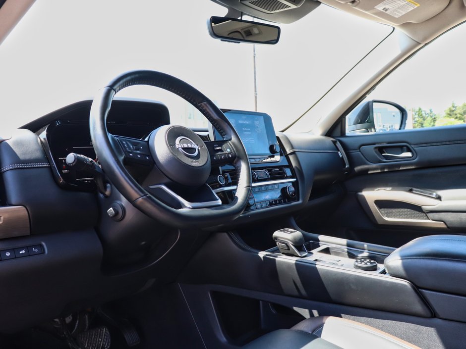 2023 Nissan Pathfinder Platinum-7