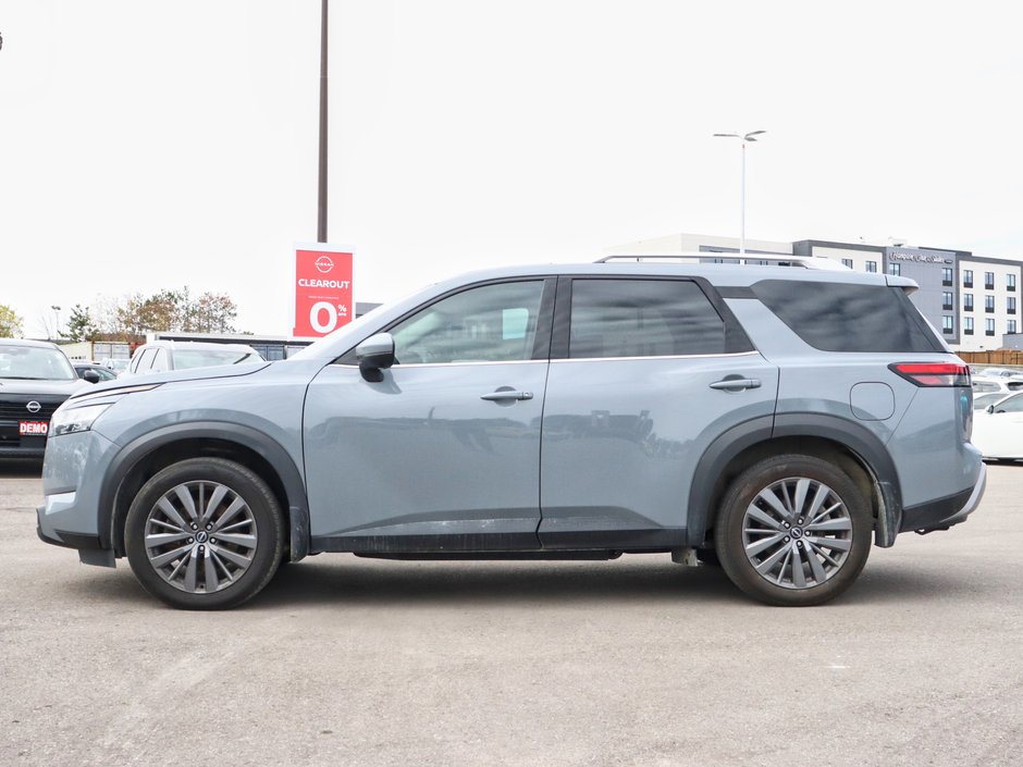 2023 Nissan Pathfinder SL-4