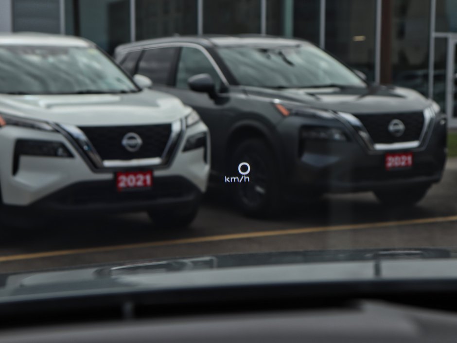 2023 Nissan Pathfinder SL-24