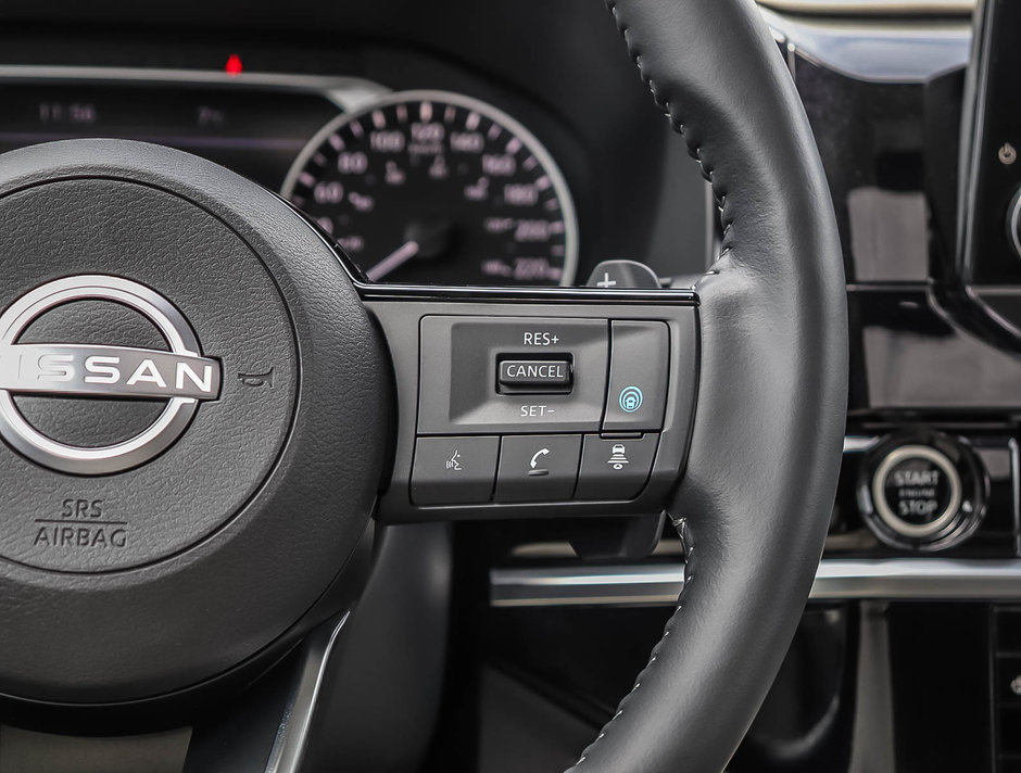 2024 Nissan Pathfinder SL-12