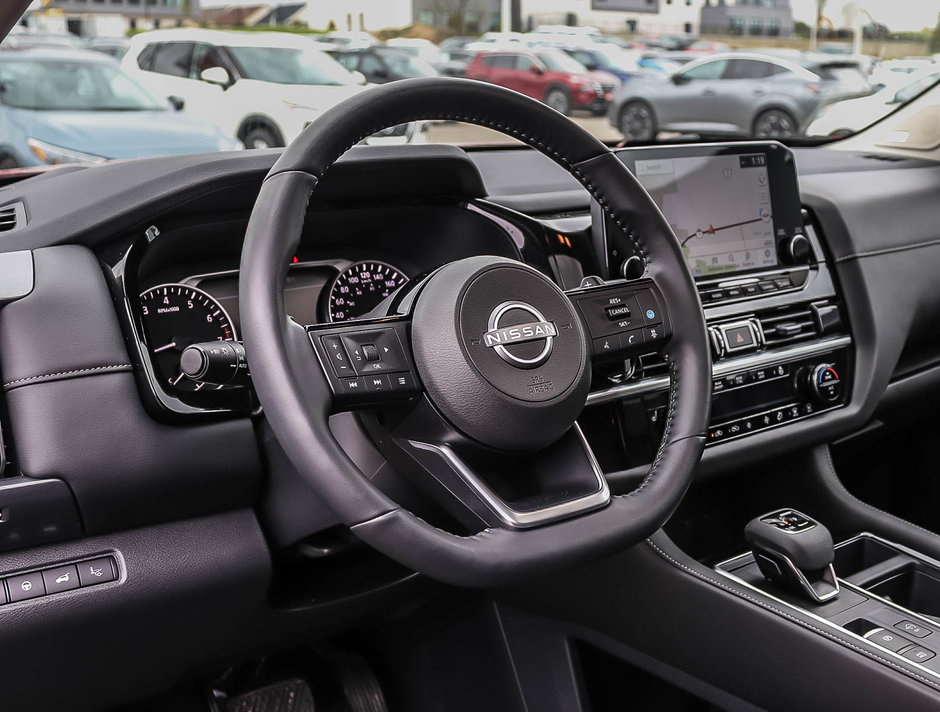 2024 Nissan Pathfinder SL-7