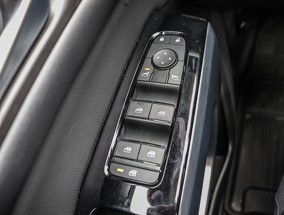 2024 Nissan Pathfinder SL-20