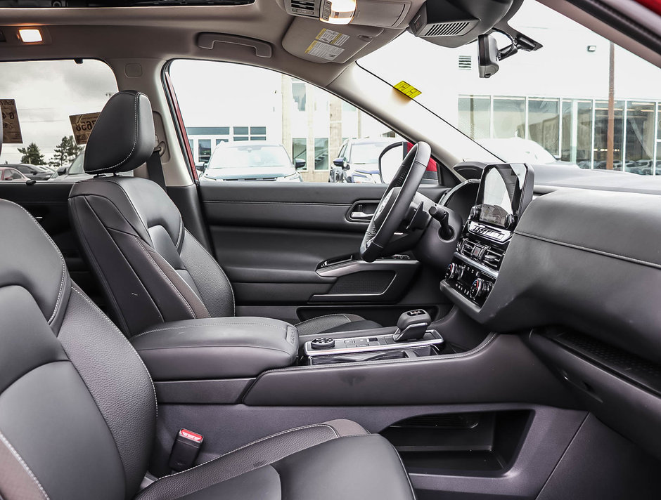 2024 Nissan Pathfinder SL-19