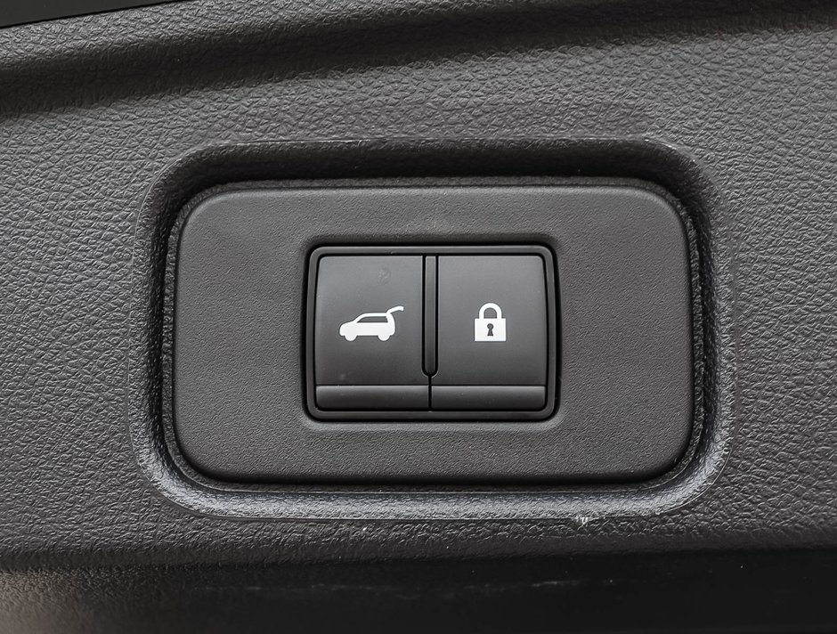 2024 Nissan Pathfinder SL-28