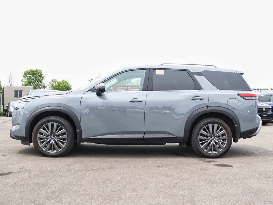 2024 Nissan Pathfinder SL-4
