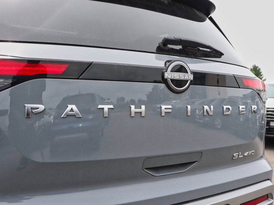 2024 Nissan Pathfinder SL-20