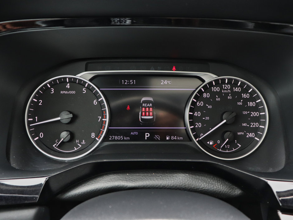 2024 Nissan Pathfinder SL-21