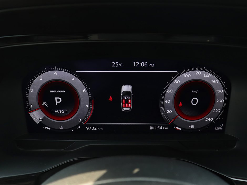 2024 Nissan Pathfinder Platinum-24