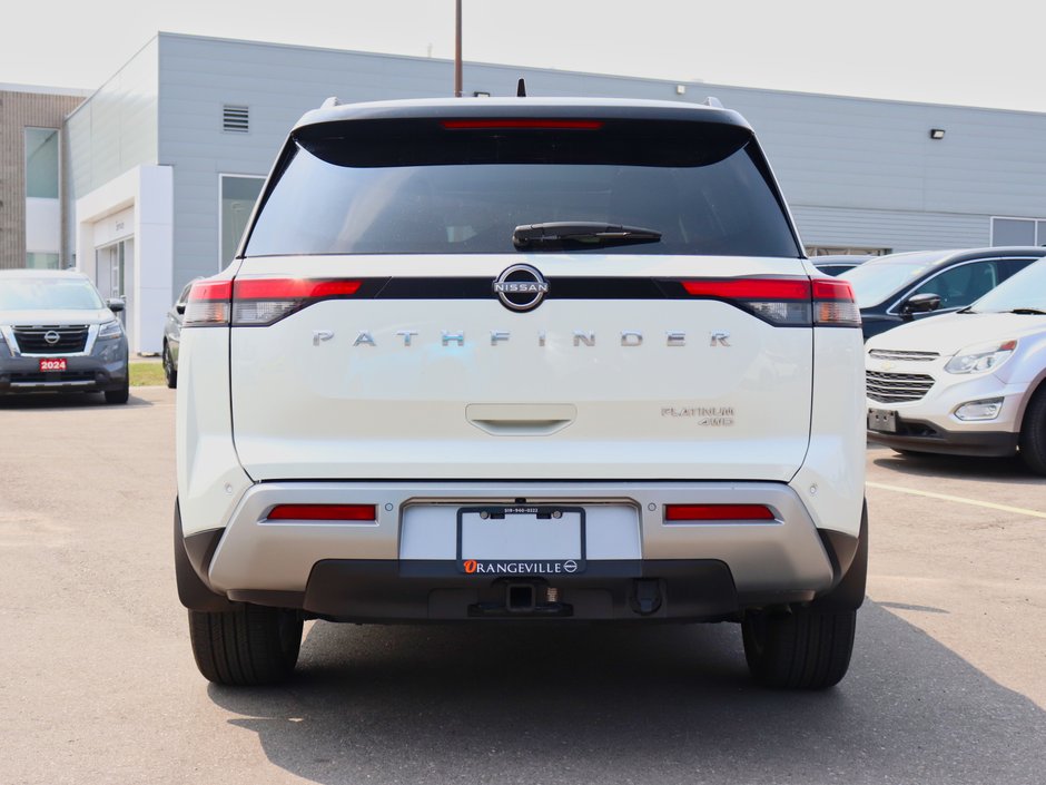 2024 Nissan Pathfinder Platinum-3