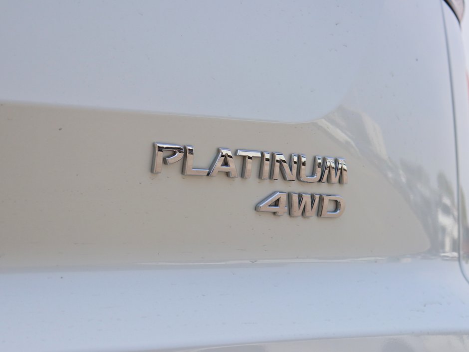 2024 Nissan Pathfinder Platinum-20