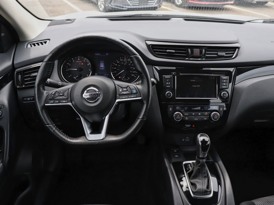 2021 Nissan Qashqai SV-12
