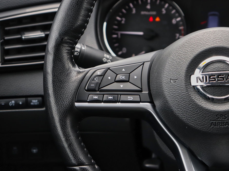 2021 Nissan Qashqai SV-9