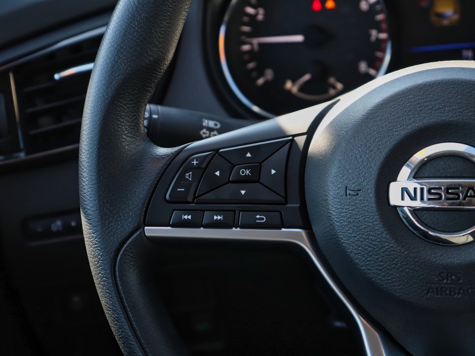2021 Nissan Qashqai S-9