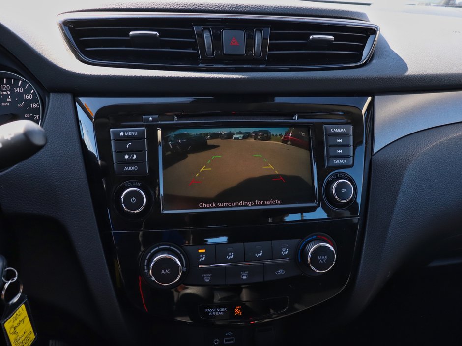 2021 Nissan Qashqai S-23