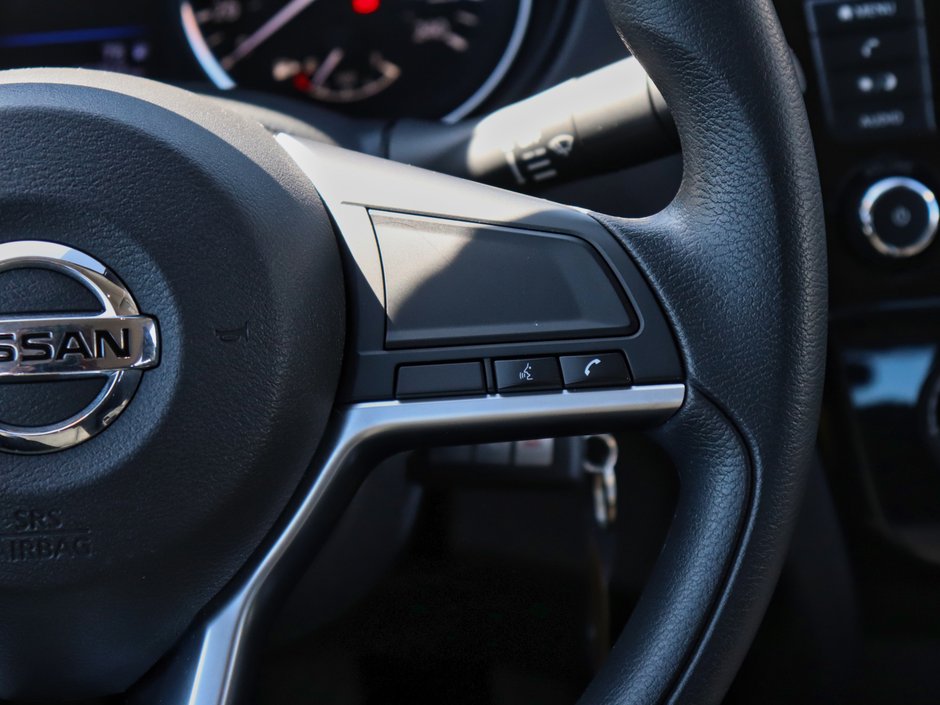2021 Nissan Qashqai S-10