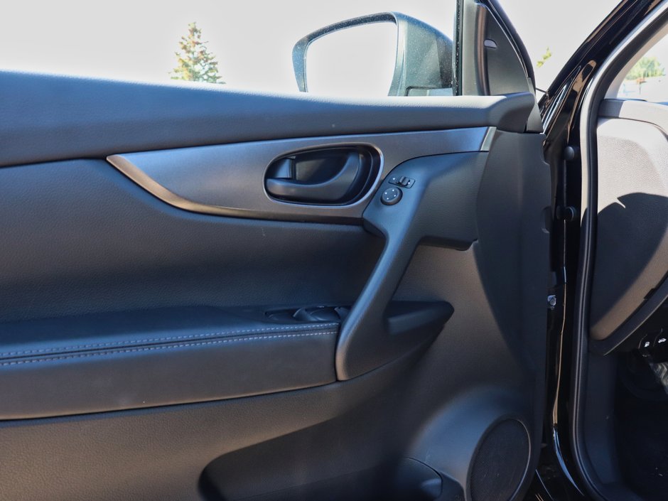 2021 Nissan Qashqai S-5