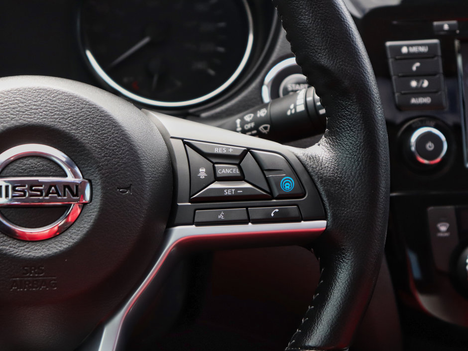 2022 Nissan Qashqai SV-11