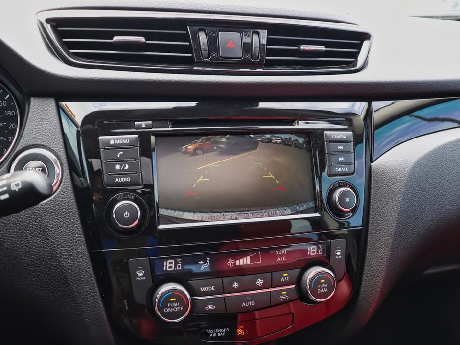 2022 Nissan Qashqai SV-23