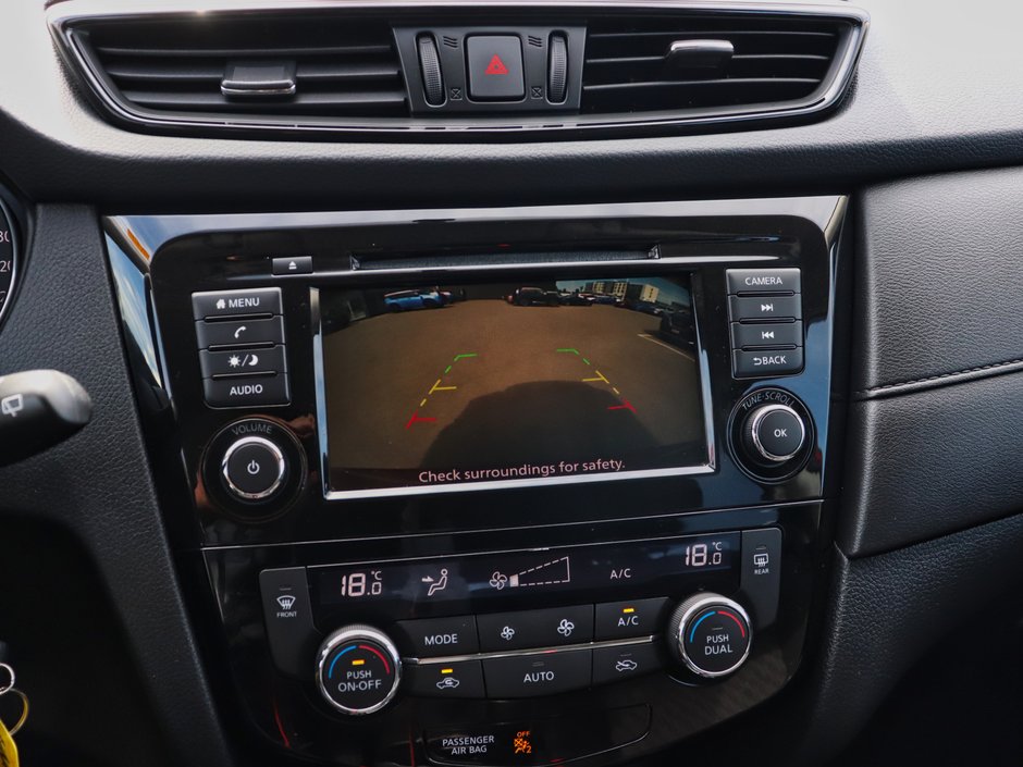 2020 Nissan Rogue S-24