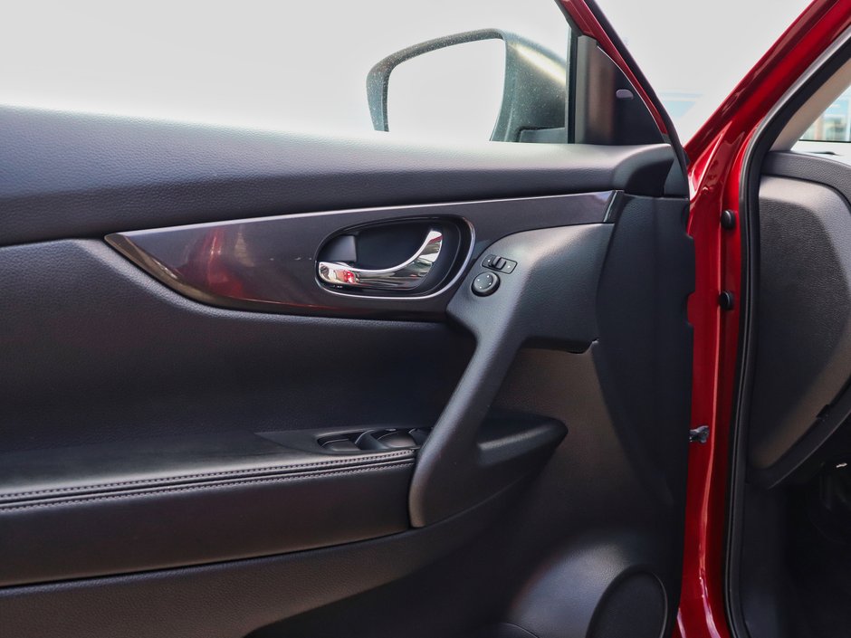 2020 Nissan Rogue S-6
