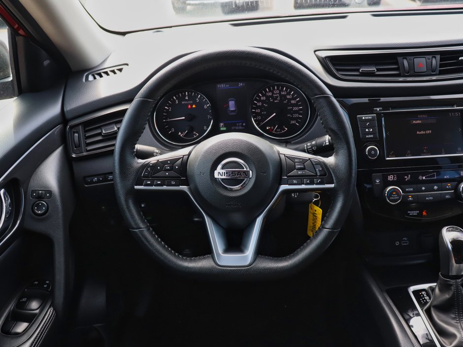 2020 Nissan Rogue S-9